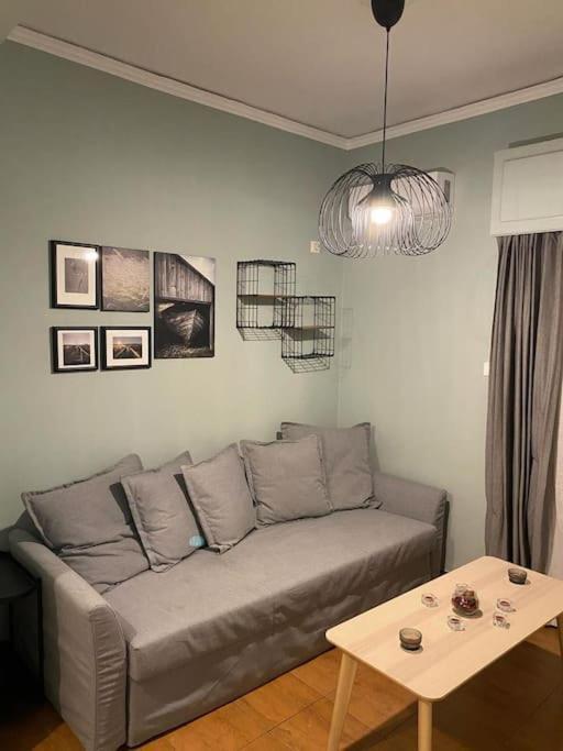 Pent House With Terrace Apartment Piraeus Bagian luar foto