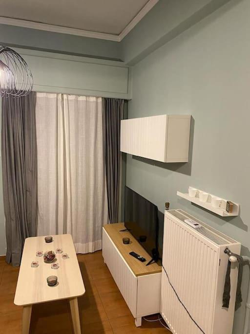 Pent House With Terrace Apartment Piraeus Bagian luar foto