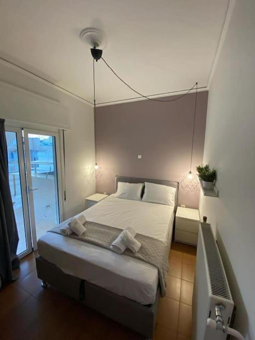 Pent House With Terrace Apartment Piraeus Bagian luar foto
